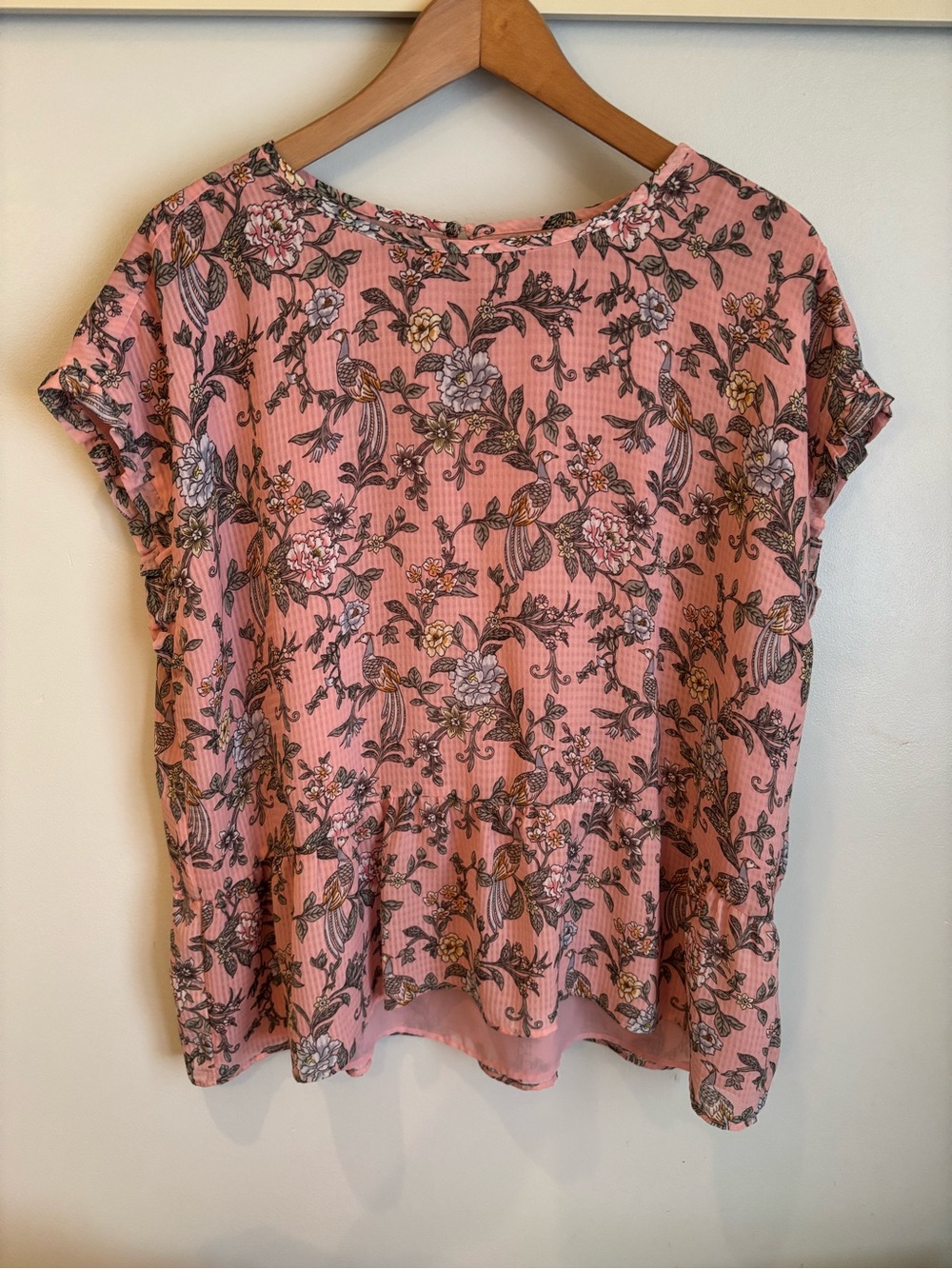 LOFT Pink Floral Short Sleeve Blouse